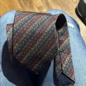 Jim Thompson silk tie